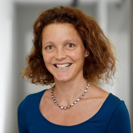 Dr. med. Silvia Schmid